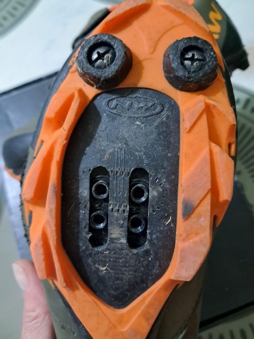 Sapatos de encaixe Noth Wave, tamanho 34