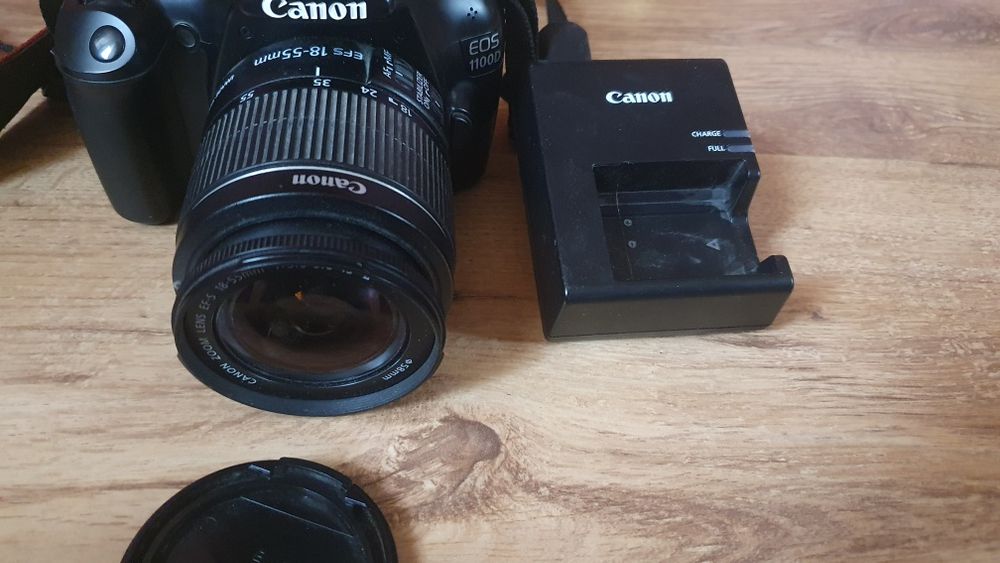 Дзеркальний фотоапарат Canon EOS 1100D 18-55mm Kit (Ідеальний стан)