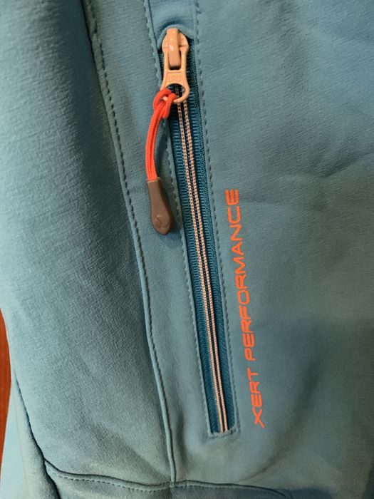 Regatta спортивная куртка, ветровка