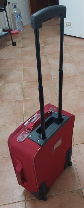 MALA DE VIAGEM DE CABINE.Viagens,Casa,Arrumação,Sala,Quarto,Mudanças.