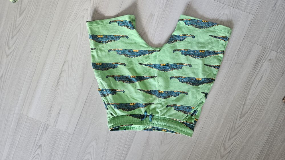 Szorty spodenki 122 cm primark zestaw 128 zielone spodnie