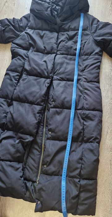 Довге, стьобане дуте пальто .