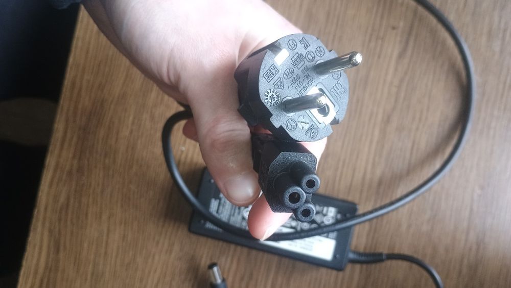 Зарядка для ноутбуків  Dell 65W (19.5V 3.34A) з силовим кабелем