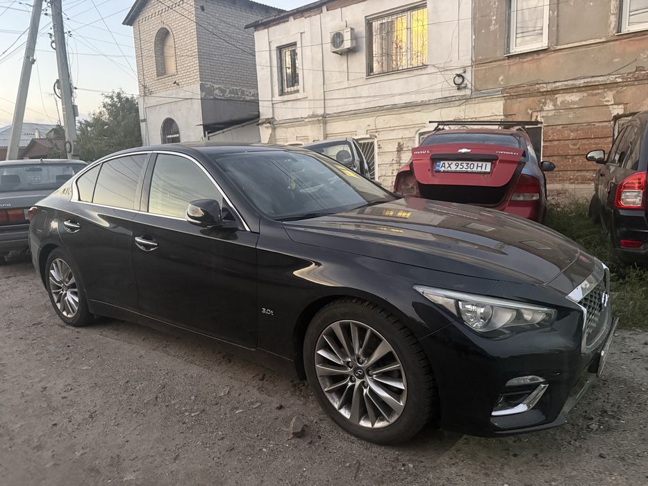 Продам инфинити q50