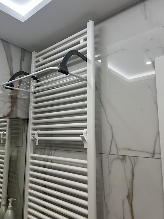 Suszarka na pranie na grzejnik lub balkon