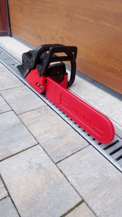 Jonsered 2050 moc 3,3 KM