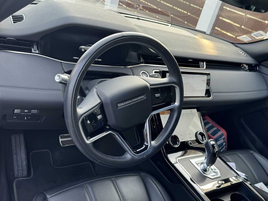 Range Rover Evoque P160 R-Dynamic SE Seoul Pearl Silver