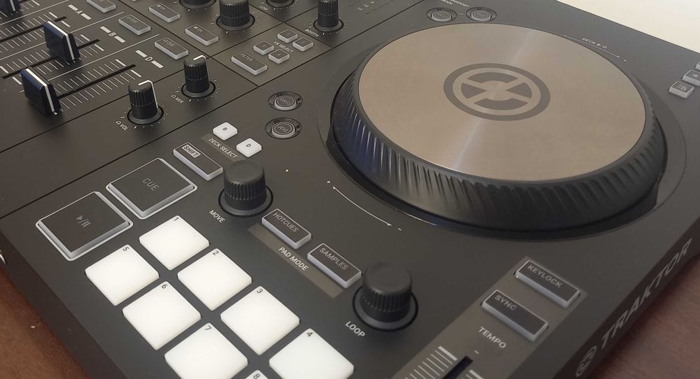 Mesa de mistura kontrol S3 Traktor como nova