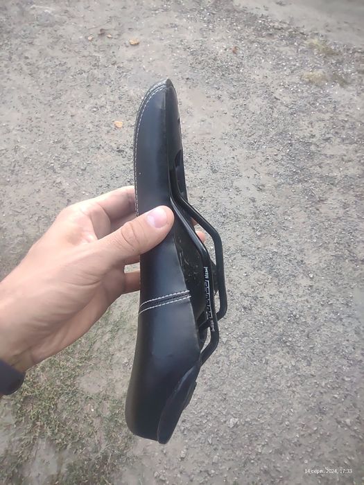 Сидіння на велосипед