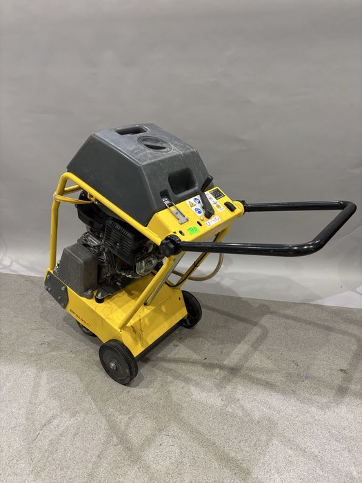Przecinarka jezdna WACKER NEUSON BFS 1350 – Honda, EURO V