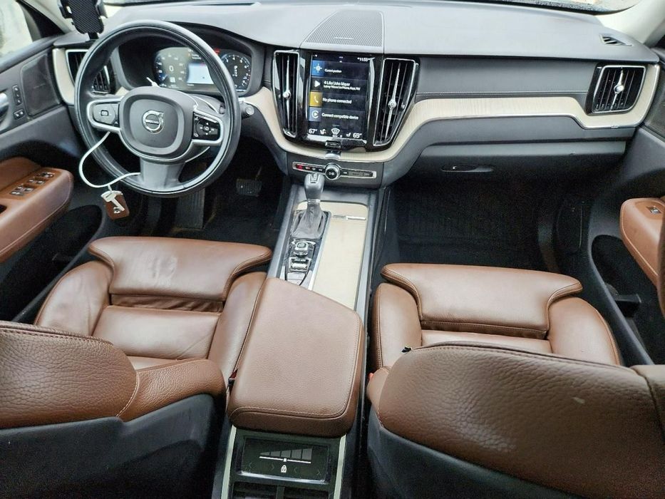 Volvo XC 60 INSCRIPTION / AWD / T6 / niski przebieg