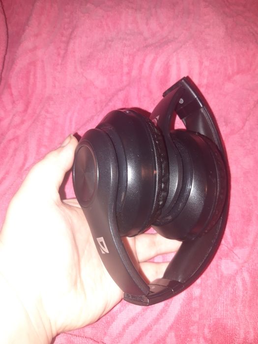 Наушники беспроводная стереогарнитура Defender FreeMotion B552 блютуз