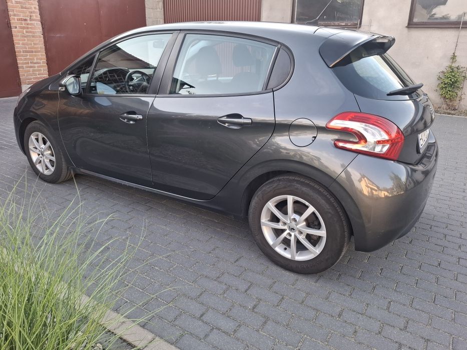 Peugeot 208 1.6 HDI