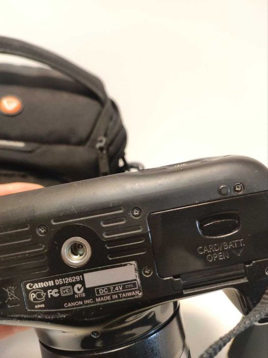 Фотоапарат Canon EOS 1100D Kit 18-55