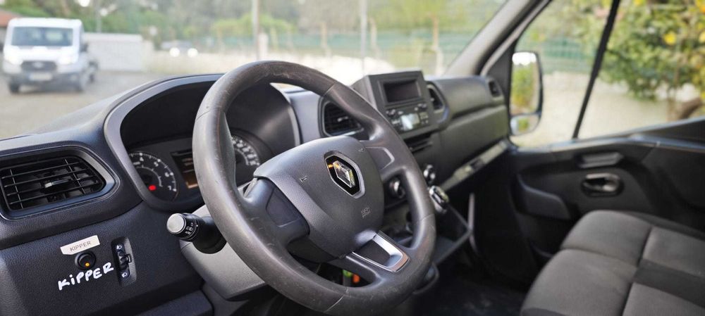 Vendo Renault Master caixa basculante