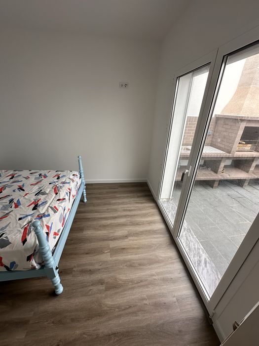 Apartameto T2 novo, mobilado e  churrasqueira