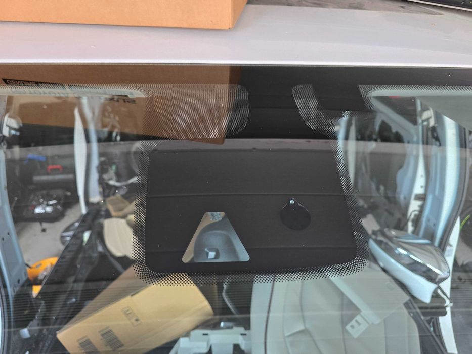 Szyba Pacifica Limited stan idealny W-wa