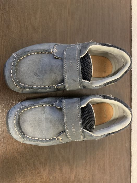Sapatos Mocassins azuis com velcro geox 29