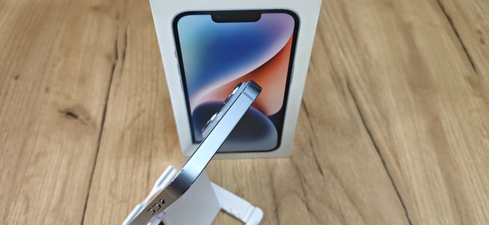 iPhone 14 у блакитному кольорі (Blue) e-sim / neverlock / 128 GB /магазин /ГАРАНТІЯ