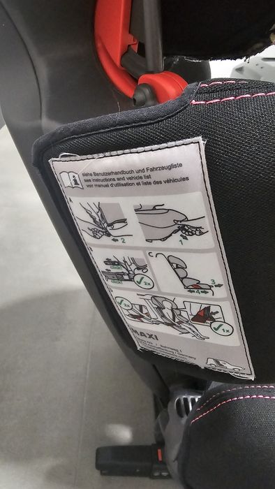 Fotelik samochodowy Takata isofix