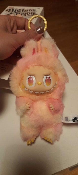 Labubu Original The Monsters Big Into Energy