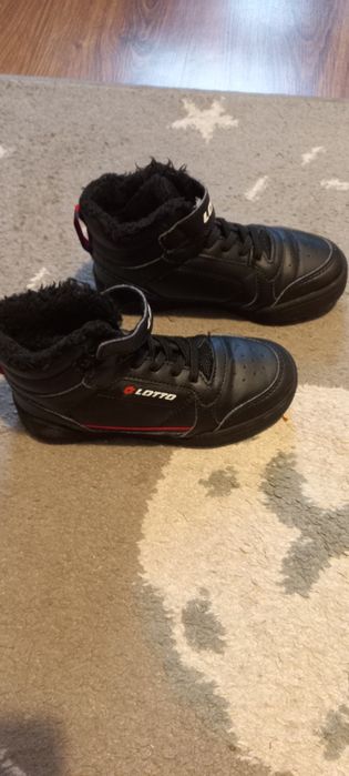 Sprzedan wysokie adidasy firmy lotto roz.. 29