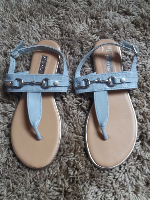 Sandały błękitne 37