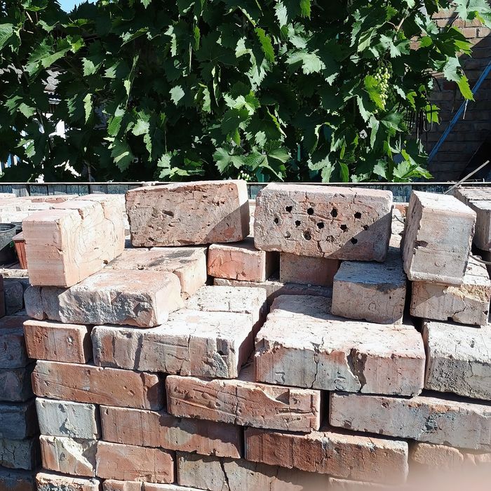 Продам кирпич красный одинарный и полуторный. Кірпіч цегла червоний