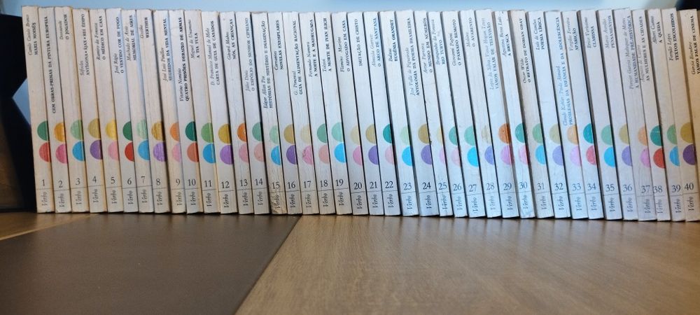 Livros RTP - Coleção Básica Verbo