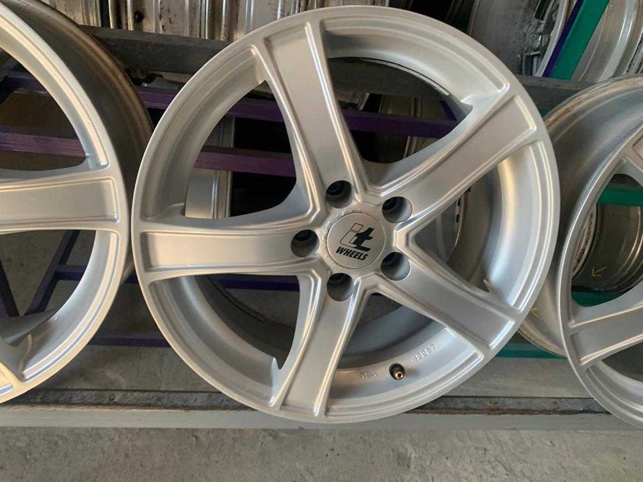 Диски  5/105 R16 6,5J ET38.