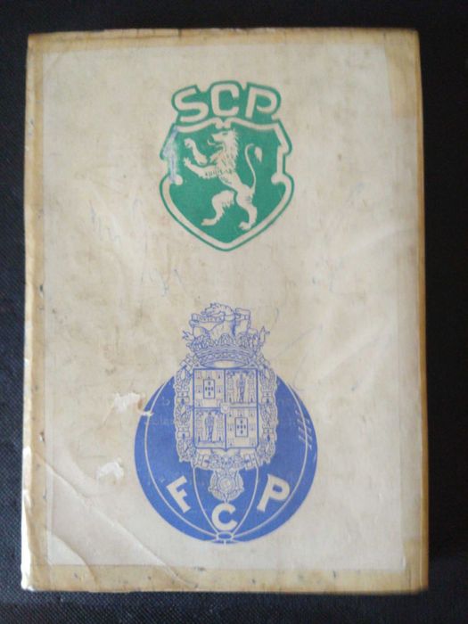Livro Antigo com Todos os Resultados e Equipas FC Porto Sporting CP de 1933 a 1970 com 255 Paginas.