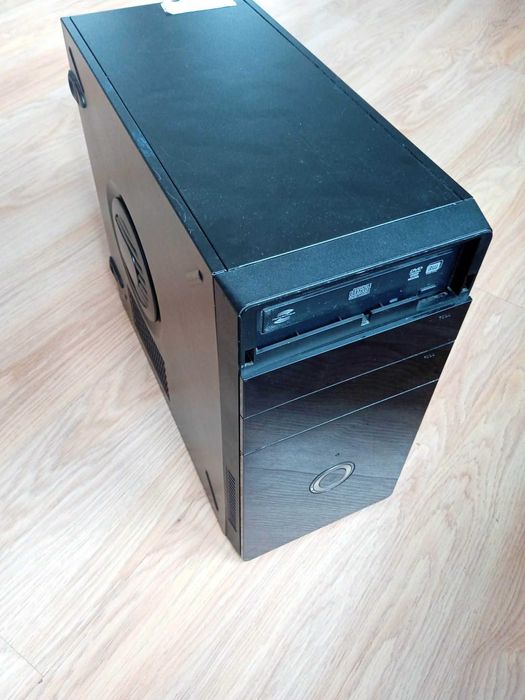 Komputer stacjonarny