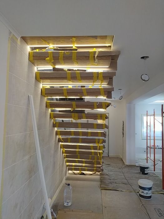 C R construção ou reparação ou remodelação