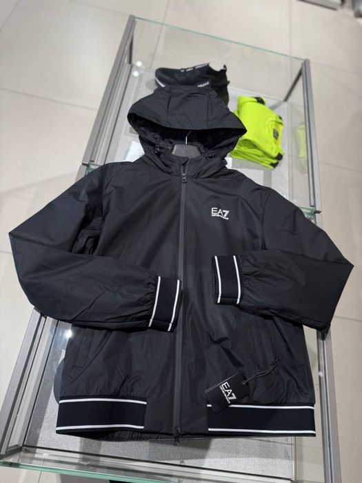 Куртка вітровка EA7 Emporio Armani