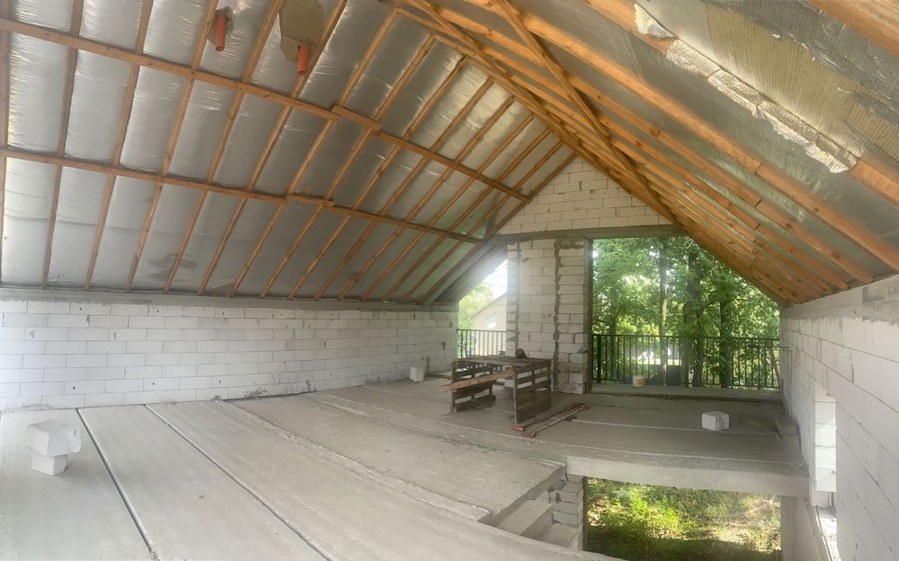 Продаж будинку 140 квадратів в Крюківщині 5 соток