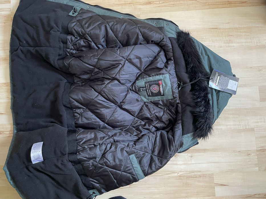 Kurtka zimowa, parka Geographical Norway nowa