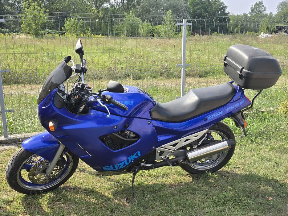 SUZUKI GSX 750F 1992r