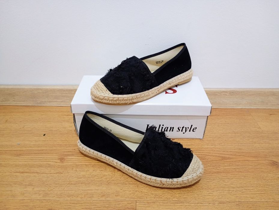 Czarne espadryle nowe 39