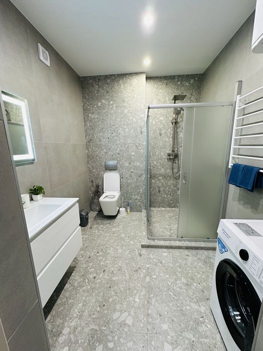 Феєрічні Апартаменти на Капушанській подобово