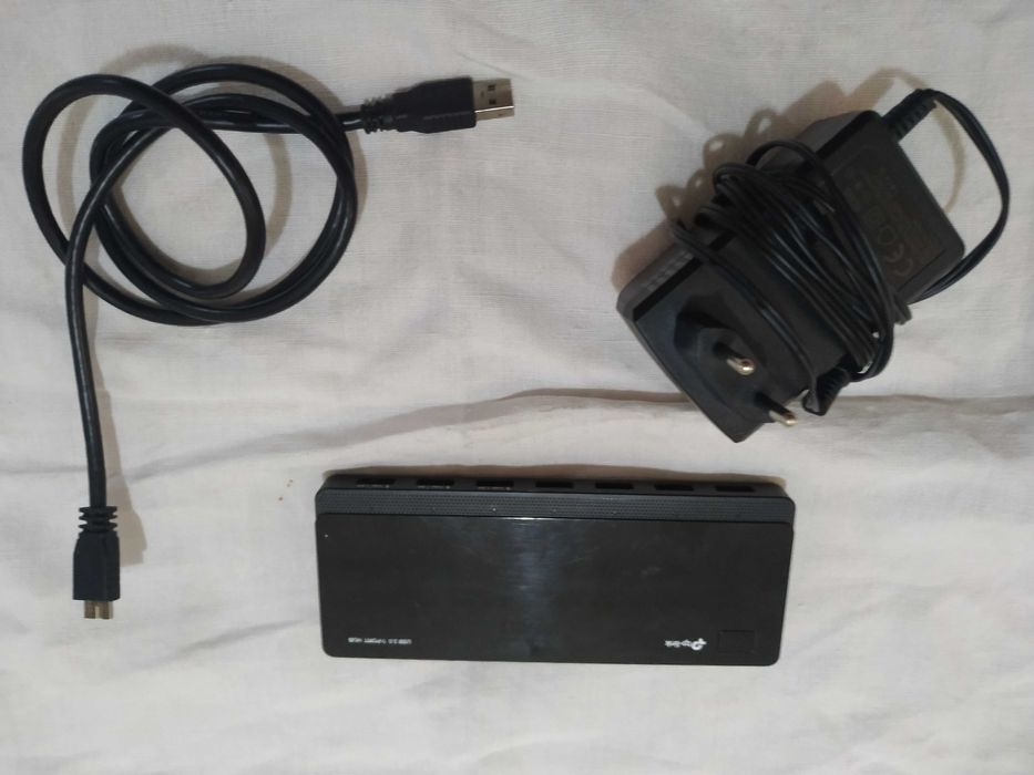 Hub USB 3.0 TP-Link UH700 c/ caixa, 7 portas (3 fast-charging)