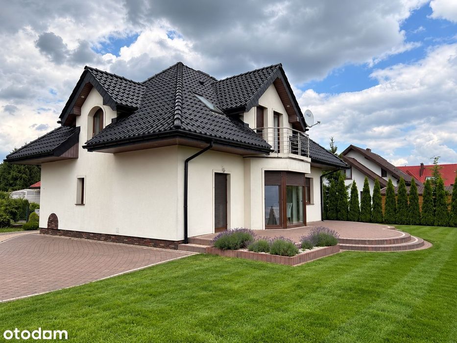 Dom 147m2 +duży garaż 90m2 5 pokoi blisko Konina