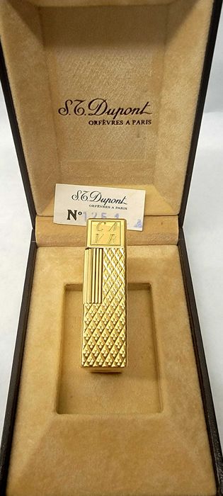 S.T.DUPONT - Orfevres a Paris - Ouro n.1251