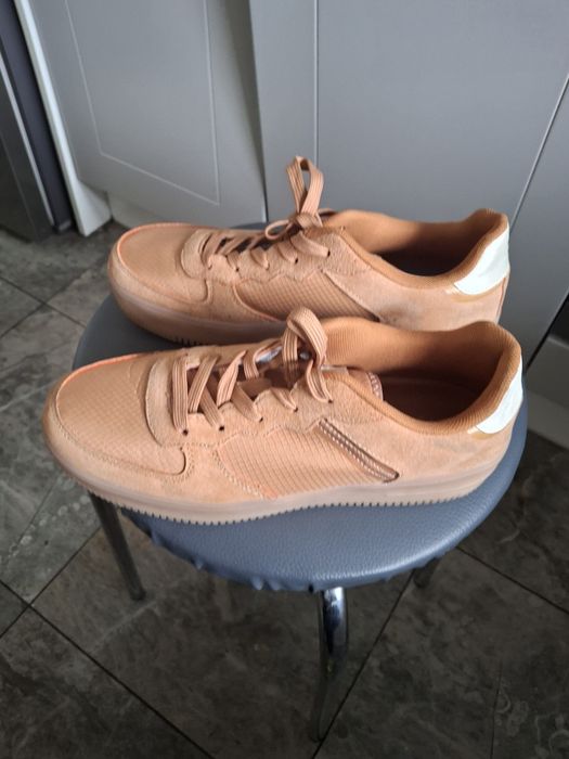 Buty  sportowe 41