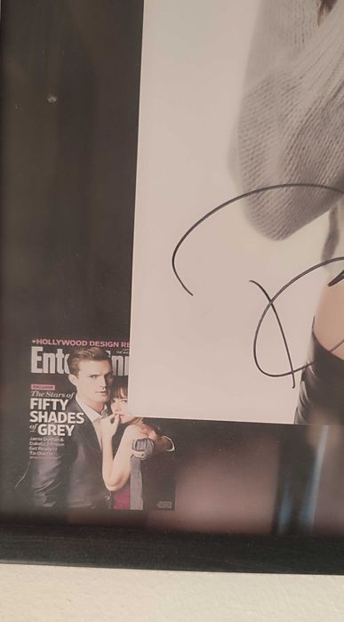 Autógrafo Emoldurado Com Certificado Dakota Johnson
