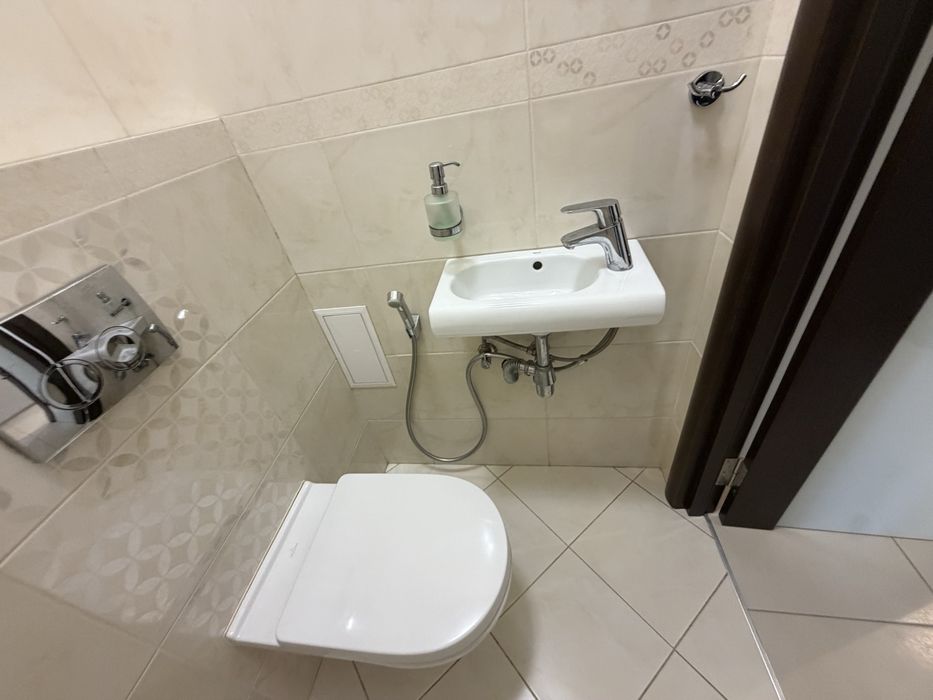 Оренда 2-кімнатна квартира  67 м² , вул .Лазаренка, 4Б , паркомісце , з тваринами можна