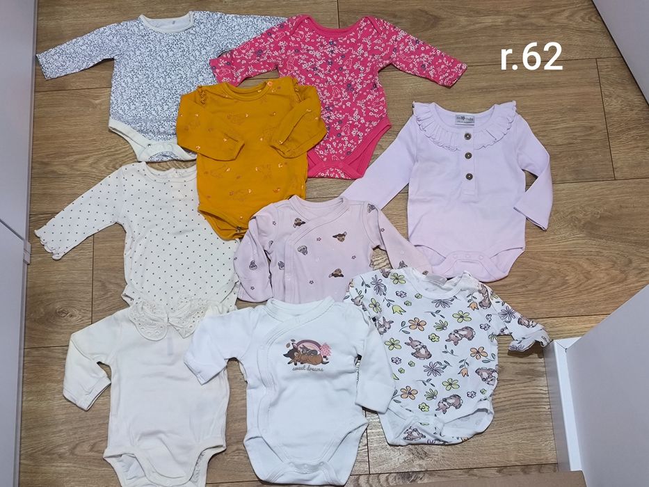 Body z długim rękawem w rozmiarze 62