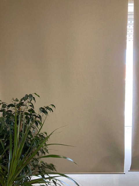 Estore de correr opaco da IKEA