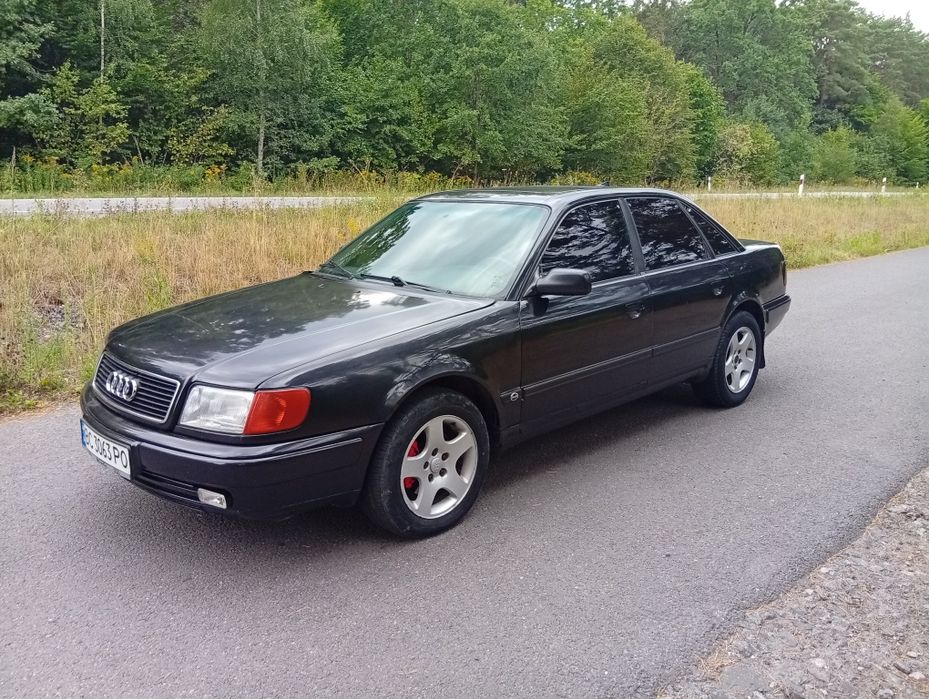 Продам Аудi  100 с4