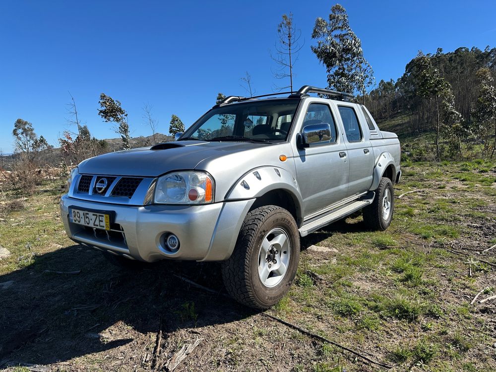 Nissan Pick Up 2.5 TD CD Navara XTr+Box+CD