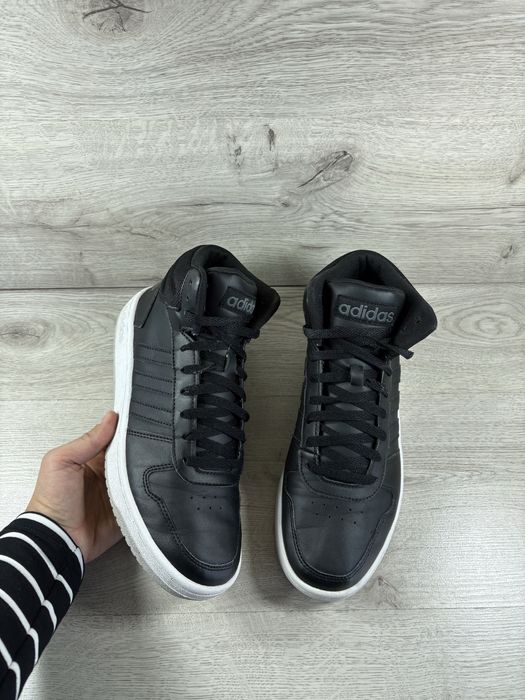 Adidas Hoops чоловічі кросівки 42.5 розмір